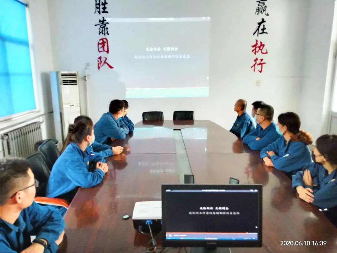 15937619469133591ARg.jpeg 640-3.jpeg