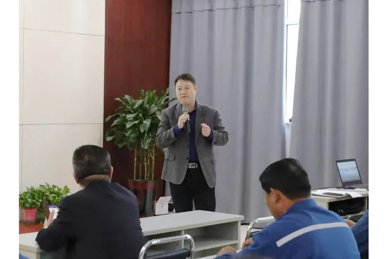 1606107692442015FX4B.jpg 640-1.jpg